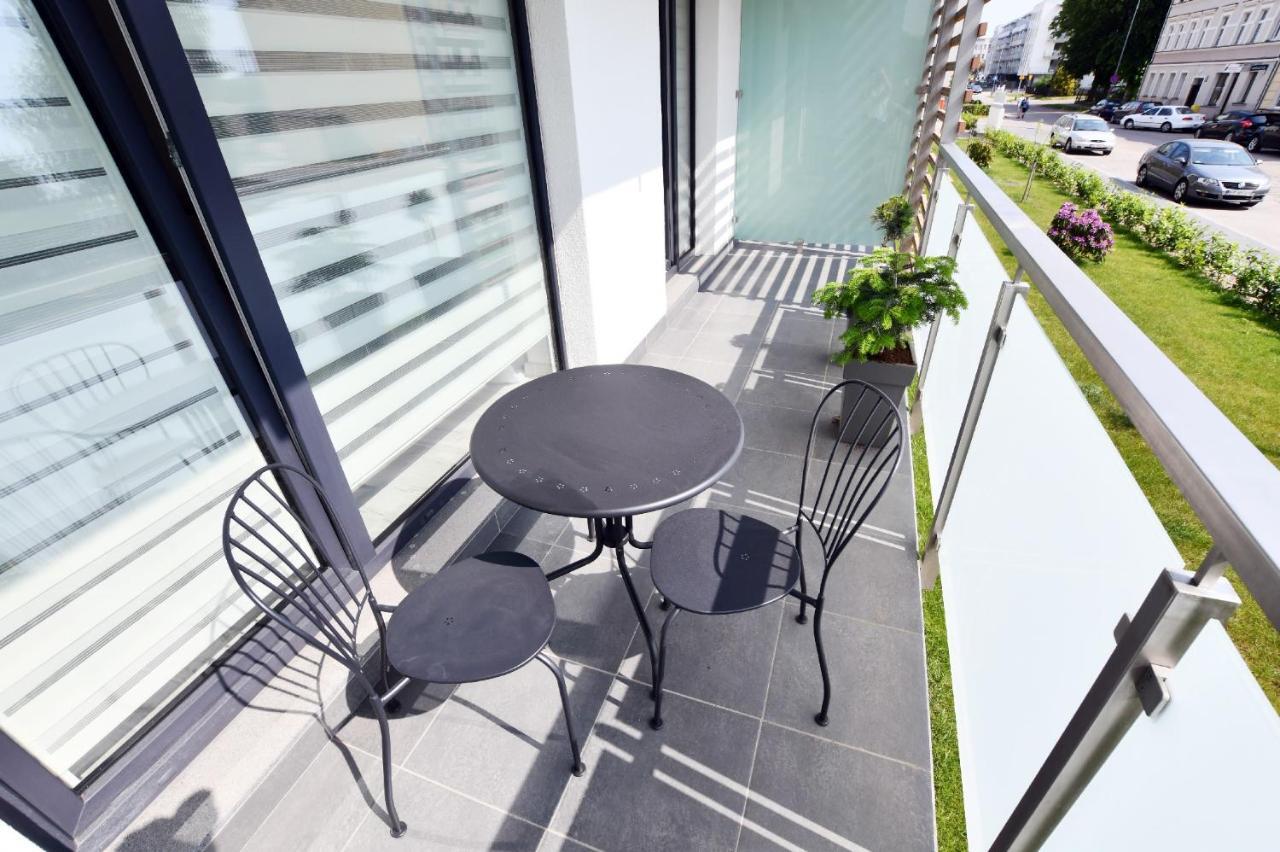 Appartamento Apartament Kapitanski Kołobrzeg Esterno foto